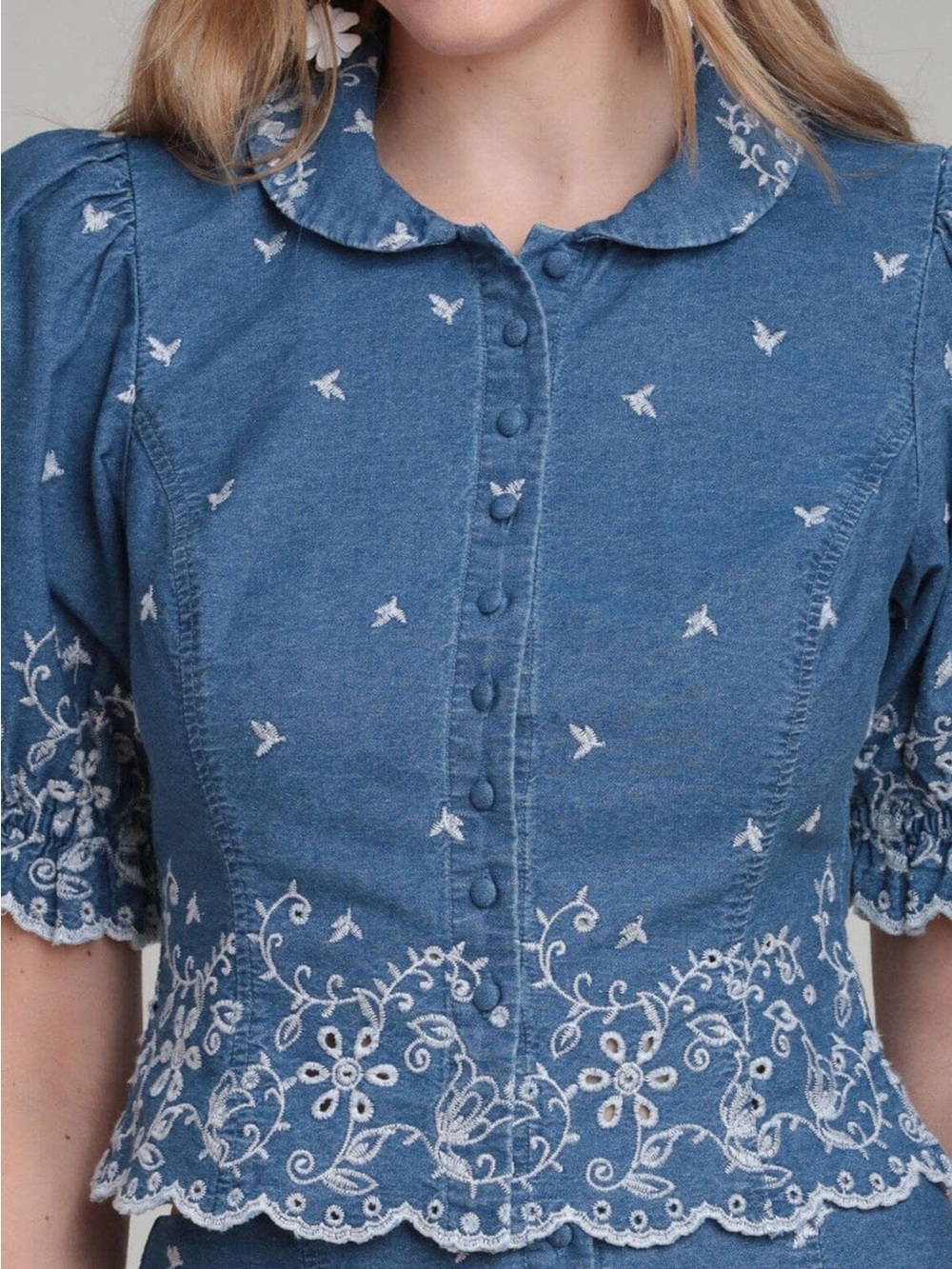 Avec Les Filles Needle Blue Cotton Chambray Embroidered Top - Picture 5 of 12